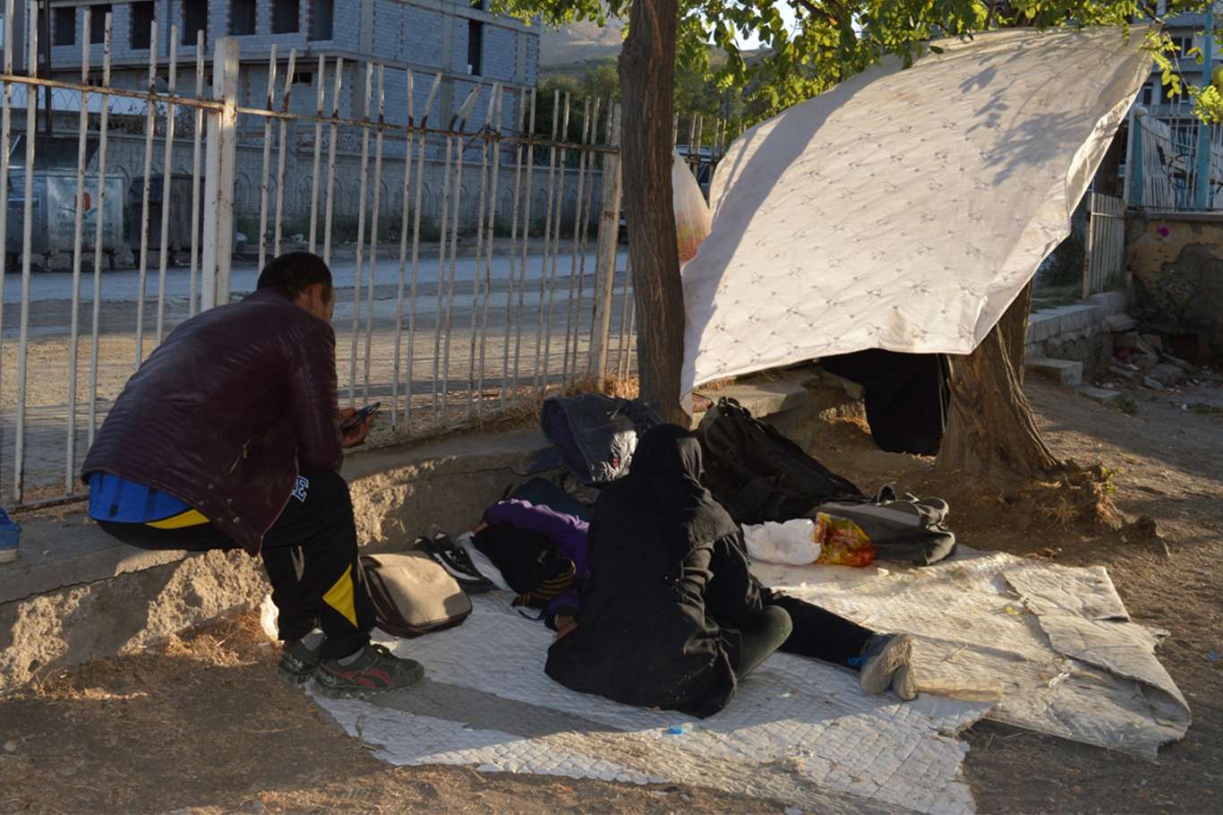 Taliban'ın yönetime gelmesiyle Türkiye'ye gelen düzensiz göçmen sayısında azalma yaşandı Taliban'ın yönetime gelmesiyle Türkiye'ye gelen düzensiz göçmen sayısında azalma yaşandı